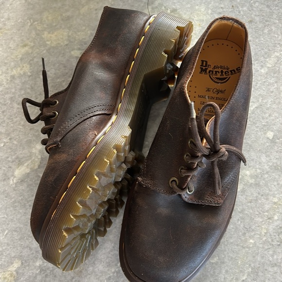 Vintage Dr. Martens. Open box, like new never used. - Picture 2 of 5